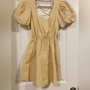 NA-KD Floral Puff Sleeve Openback Dress - M